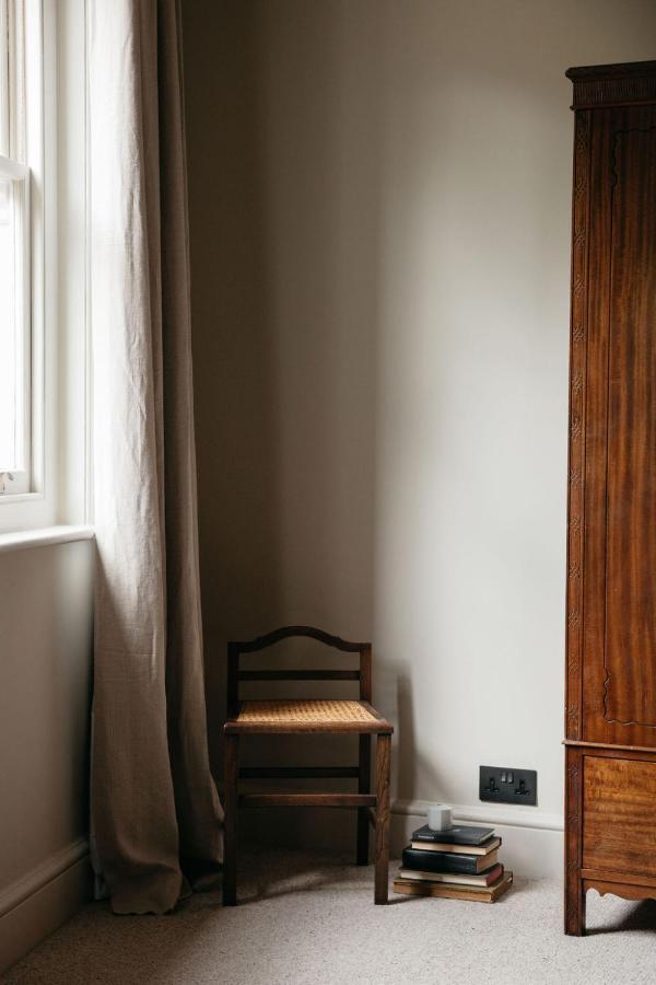The Curator'S Apartment - Spacious 2 Bedrooms Бат Екстер'єр фото